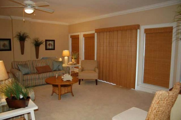 [Image: 3 Bedrooms 3 Baths Gulf View Condo]