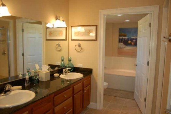 [Image: 3 Bedrooms 3 Baths Gulf View Condo]