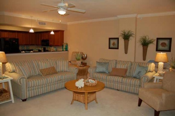 [Image: 3 Bedrooms 3 Baths Gulf View Condo]