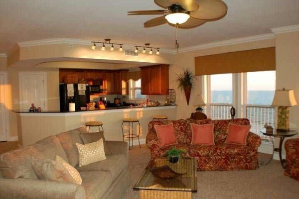 [Image: Paradise Shores 400: 3 BR / 3 BA Condo in Mexico Beach, Sleeps 8]