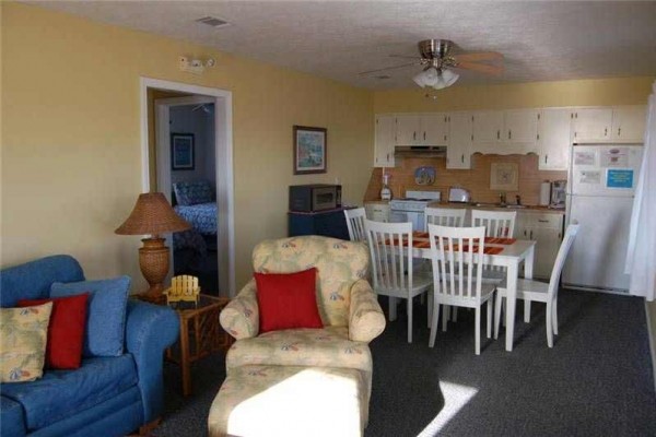 [Image: Cocajoma 2: 2 BR / 1 BA Duplex in Mexico Beach, Sleeps 6]