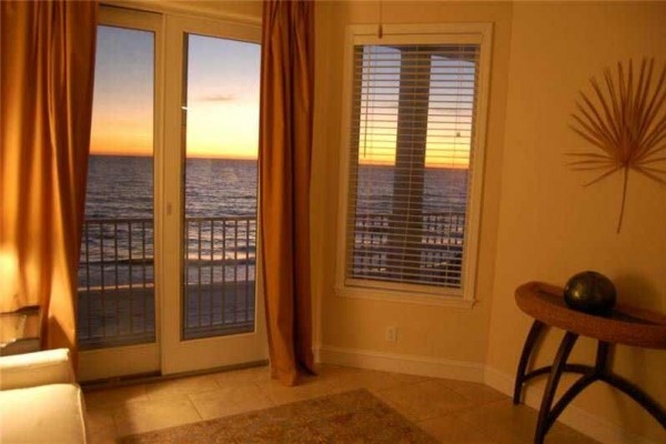 [Image: Starr Dust 2: 5 BR / 4 BA Duplex in Mexico Beach, Sleeps 16]