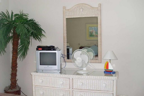 [Image: Beach Front Barefoot- Friendly Home in Mexico Beach]