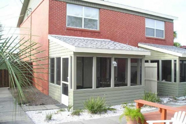 [Image: Fish &amp; Stay - Charming Gulf View Townhome in Mexico Beach, Fl]