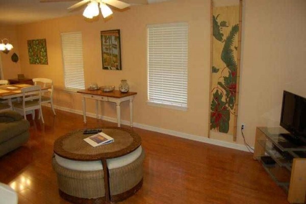 [Image: Aldadale: 3 BR / 2.5 BA House in Mexico Beach, Sleeps 10]