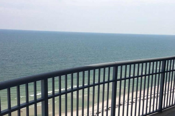 [Image: Beautiful Gulf Front Condo]