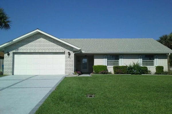 [Image: By the Sea ~ by the Sea ~ Charming Pool Home in Ormond by the Sea]