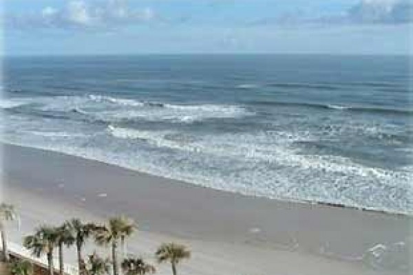 [Image: Luxurious Oceanfront Condo, Ormond Beach/Daytona Beach, FL]