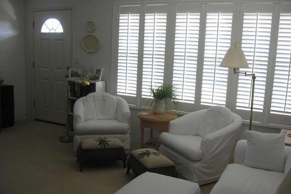 [Image: Beautiful Beach House Just Steps to the Beach--2 Min Walk to the Sand!]