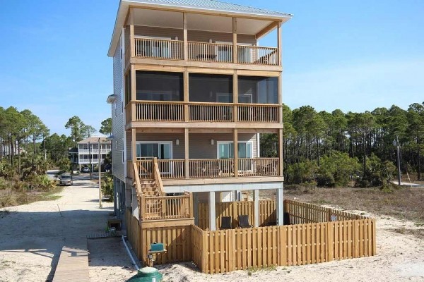 [Image: Beachfront, Priv Hted Pool, Elevator, 4 Kings, Screen, 9/27 $2,590- $500 Off]