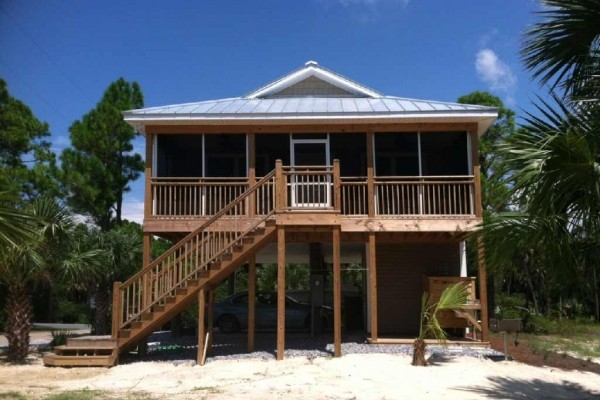 [Image: 'Sweetwater Cottage' New! 1st Tier, Great View, 100 Steps to Beach, Screen Porch]