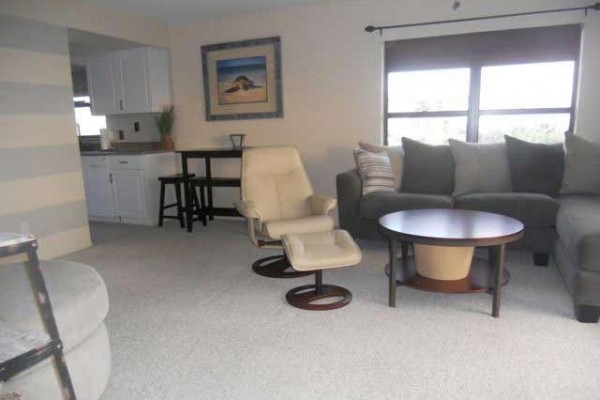 [Image: Updated Ormond-by-the-Sea Beachfront Escape- Garage, Wi-Fi, Everything New!]