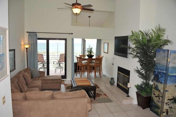 [Image: Available Through August 29th! Palm Beach Club 2 BR W/Beach Views!]