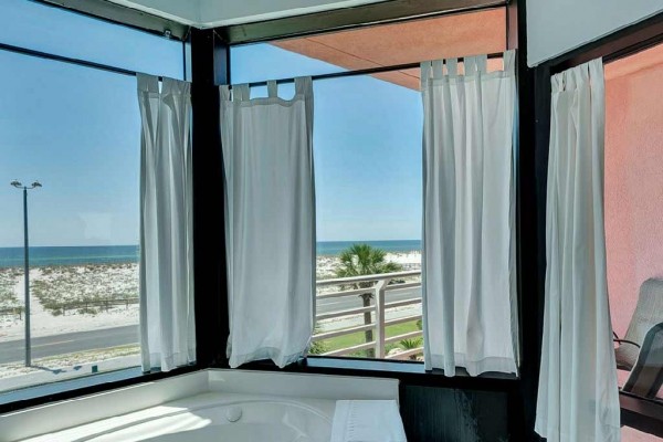 [Image: Palm Beach Club 230 - 2 Bedroom/2 Bathroom Gulf View Condo]