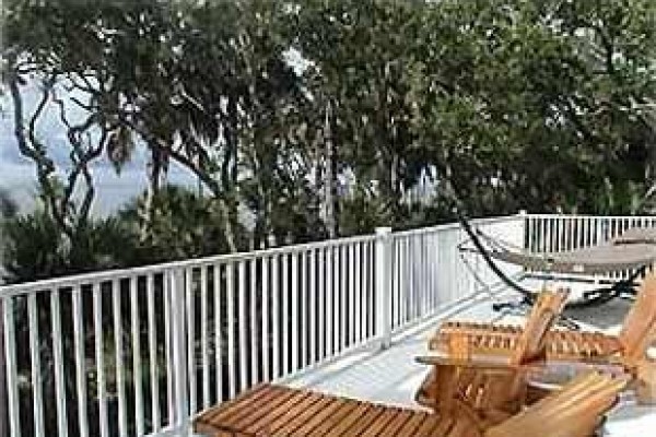 [Image: 1 Sunset Serenity - Bay Front 6BR/3.5BA Pool Dock Sleeps 14]