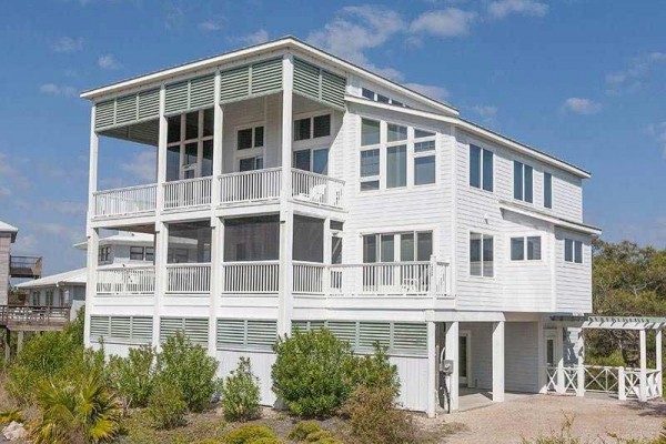 [Image: Revere House: 4 BR / 3.5 BA Beach View in Saint George Island, Sleeps 12]