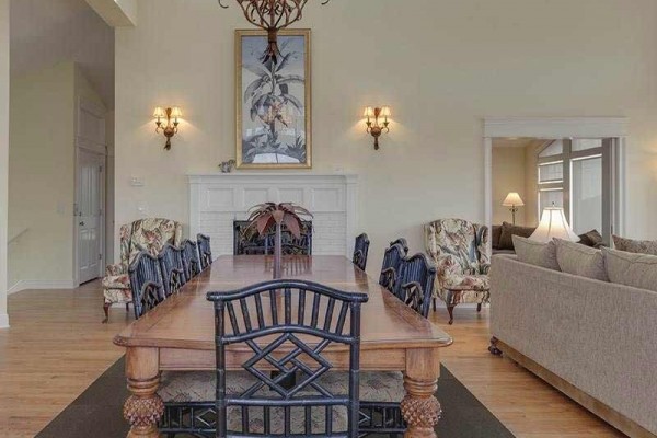 [Image: Revere House: 4 BR / 3.5 BA Beach View in Saint George Island, Sleeps 12]