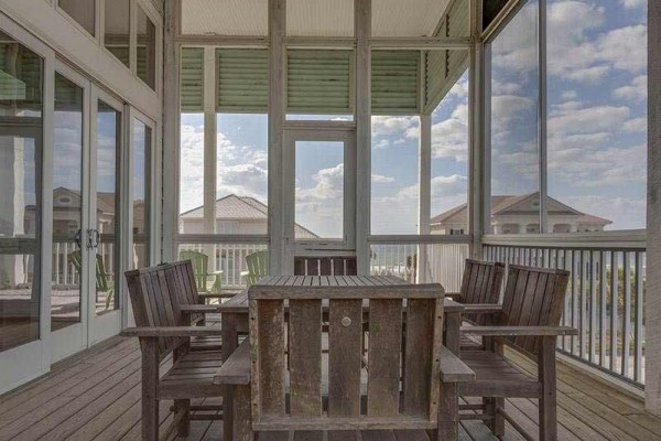 [Image: Revere House: 4 BR / 3.5 BA Beach View in Saint George Island, Sleeps 12]