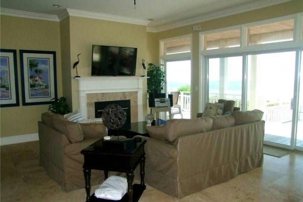 [Image: Casa Del Sol: 4 BR / 4 BA Beach House in St George Island, Sleeps 10]