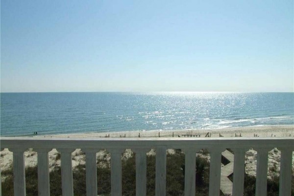 [Image: Three Dolphins: 4 BR / 5 BA Beach House in St. George Island, Sleeps 9]