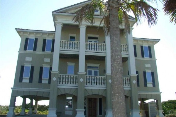 [Image: Three Dolphins: 4 BR / 5 BA Beach House in St. George Island, Sleeps 9]