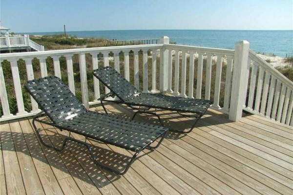 [Image: Three Dolphins: 4 BR / 5 BA Beach House in St. George Island, Sleeps 9]