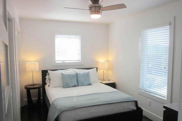 [Image: Sol Seaker: 3 BR / 2 BA Beach Front in Saint George Island, Sleeps 10]