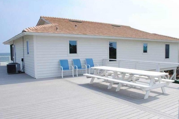 [Image: Sol Seaker: 3 BR / 2 BA Beach Front in Saint George Island, Sleeps 10]