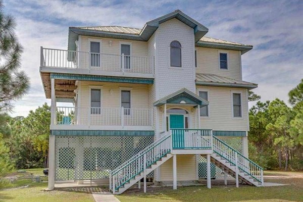 [Image: Mary's House: 3 BR / 3 BA Beach View in Saint George Island, Sleeps 11]