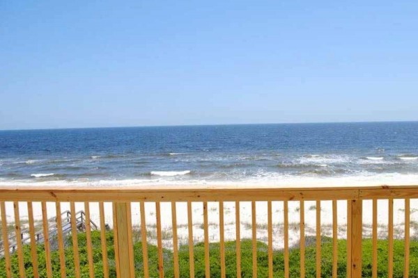 [Image: A Bit of Paradise: 3 BR / 2 BA Beach Front in Saint George Island, Sleeps 9]