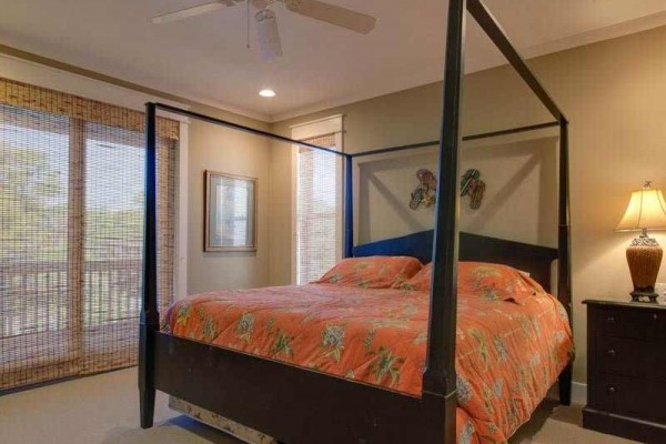 [Image: Relax-N-Style: 7 BR / 6.5 BA Beach View in Saint George Island, Sleeps 22]