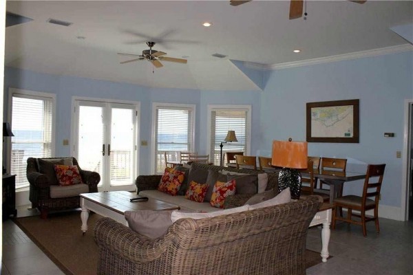 [Image: Mariner'S Compass: 3 BR / 3 BA Beach House in St George Island, Sleeps 9]