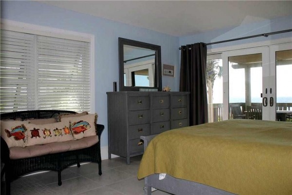 [Image: Mariner'S Compass: 3 BR / 3 BA Beach House in St George Island, Sleeps 9]