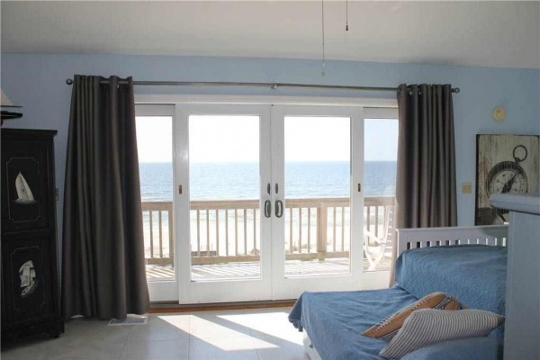 [Image: Mariner'S Compass: 3 BR / 3 BA Beach House in St George Island, Sleeps 9]