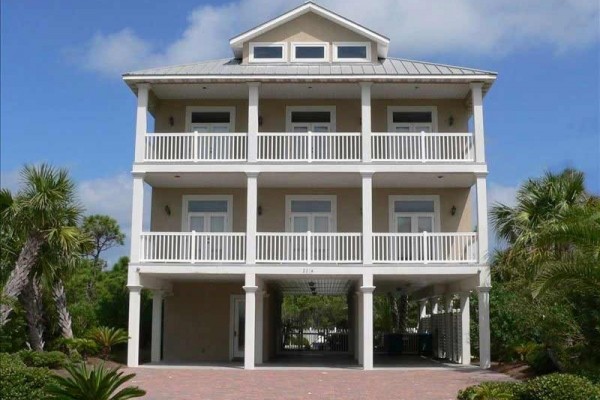 [Image: Smiley's Beach Getaway - Luxurious, Gulf View 6BR/6BA, Pets Ok]