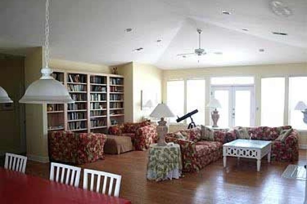 [Image: Capistrano - Beach Front (4BR/4BA) Club House, Pool, Tennis]