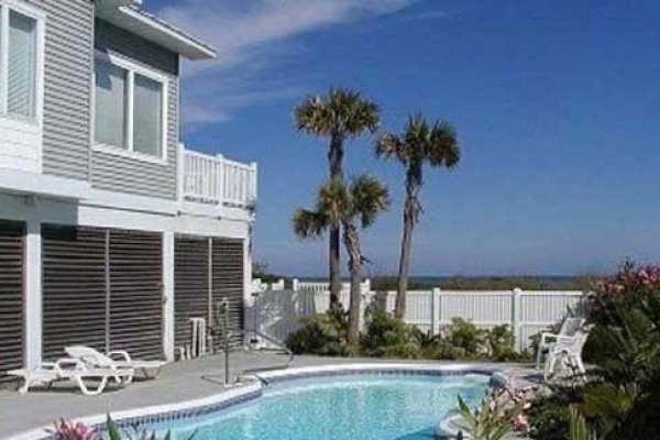 [Image: Oceanfront W/Pool Fall Special! Book Now Receive 10% Off Nov/Dec Non Holiday Wks]