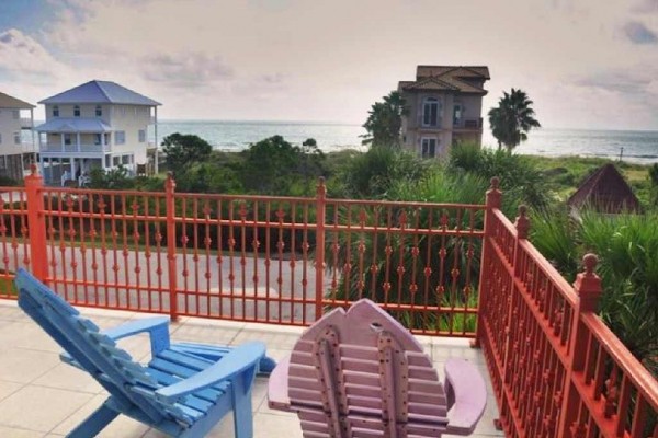 [Image: First Tier Home in the Plantation with Direct Beach Access and Amazing View]