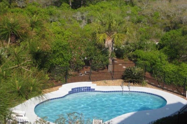 [Image: Upscale 4 Masters, Huge Waterfall Pool, Great Gulf Views, Family &amp; Pet Friendly]
