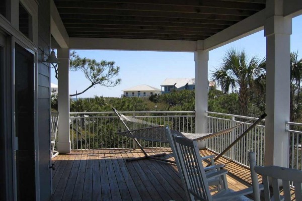 [Image: Upscale 4 Masters, Huge Waterfall Pool, Great Gulf Views, Family &amp; Pet Friendly]