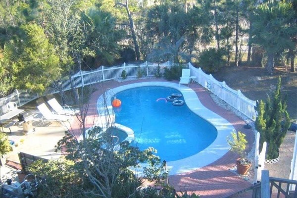 [Image: Angel Wing - Big House, Best Pool in the Plantation]