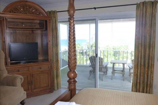 [Image: 4 BR 4 BA Beachview Elevator, Private Pool, New Appliances, Stunning Views!]