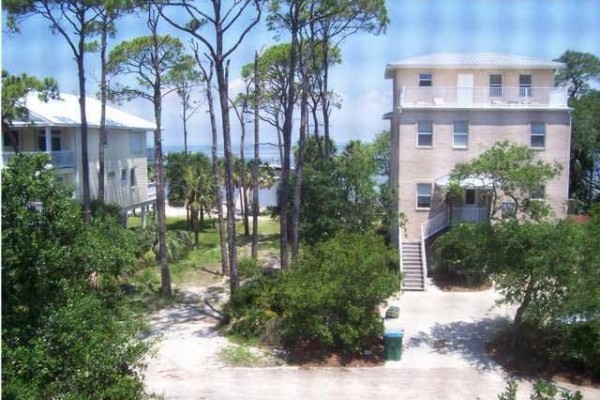 [Image: Fish Beside the Cut! Bayview Home with Deepwater Dock Right Beside the Cut.]