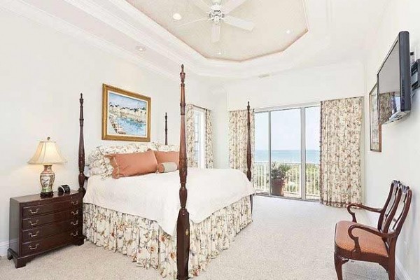 [Image: Bella Vista Mansion, Beachfront, Heated Pool/Spa, Hdtvs, Elevator, Sleep 16]