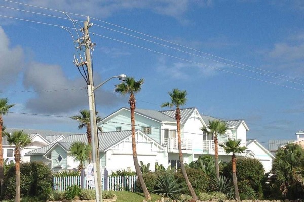 [Image: Key West Style Town Home Ocean View, Wi- Fi, Garage, Great Location for Event]