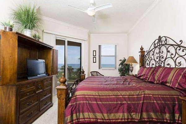 [Image: Cinnamon Beach 732, 3rd Floor Oceanfront, Hdtvs, 2 King Beds, Wifi, Sleeps 10]