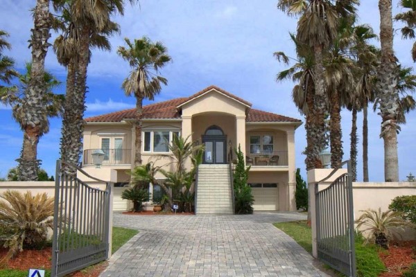 [Image: Verona by the Sea, Luxury 4 Bedrooms, Beach Front, Hdtvs, Diamond Rated]