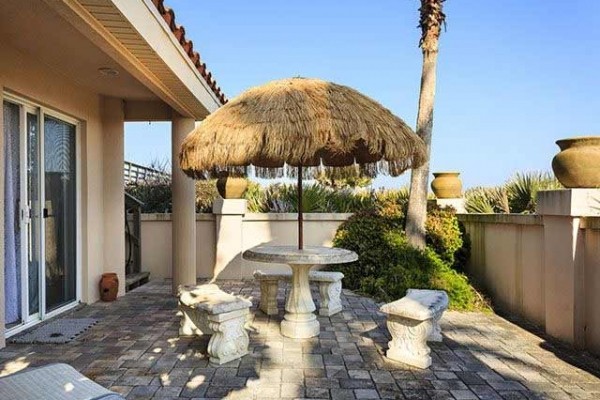 [Image: Verona by the Sea, Luxury 4 Bedrooms, Beach Front, Hdtvs, Diamond Rated]