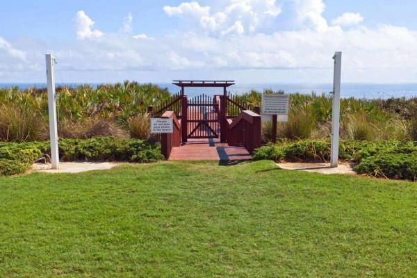 [Image: 144 Cinnamon Beach Sleeps 11, 3 Bedrooms, 4th Floor, New Hdtv, Wifi]