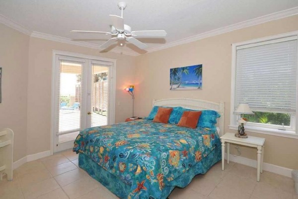 [Image: Ocean Delight, Beach Front, 4 Bedrooms, Private Heated Pool &amp; Heated Spa]